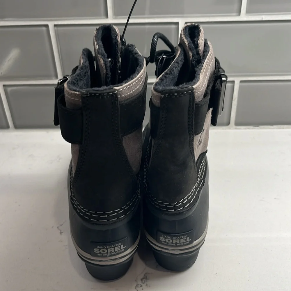 Sorel Winter Fancy Lace II Womens Size 5 Gray Black Waterproof Boots NL2125-011‎